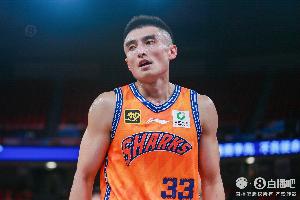 CBA自由球员名单更新：老将罗汉琛在列 本赛季回归深圳仍未登场