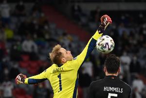 德天空：施拉格预计将自由身离开RB莱比锡，古拉茨可能续约