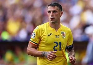 外媒:斯坦丘与大连英博签订一份18个月合同,2027年到期