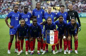 法国前教练：女人天生就是生孩子的，她们骨盆更宽不适合足球运动