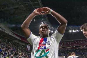 大杀四方！恩德里克爆射世界波带队进法国杯8强，加盟后5场5球1助